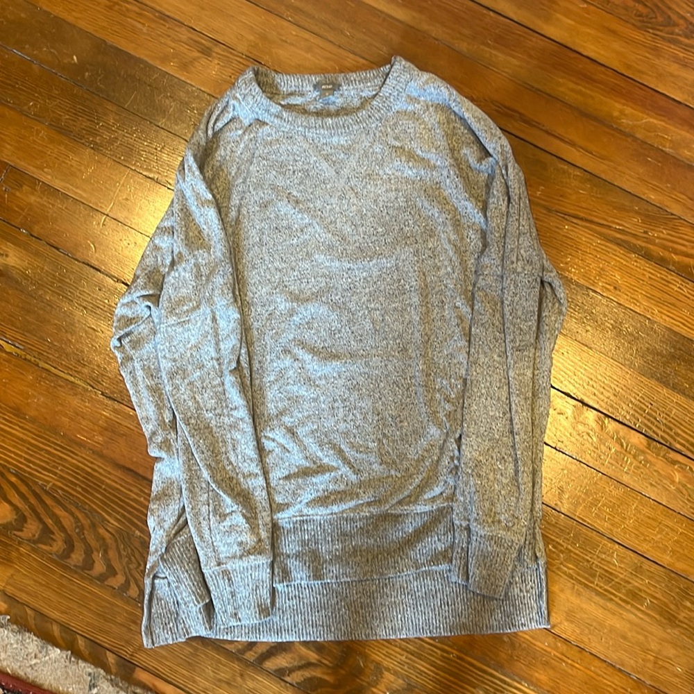Aerie - grey sweater